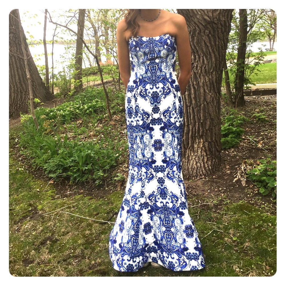 Prom dress